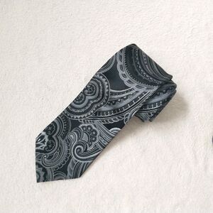 Donald Trump Signature Necktie Tie Silk Black Gray Paisley FloralJacquard 3.5x60
